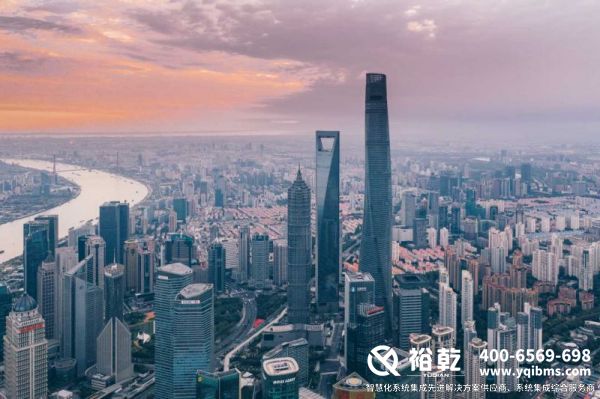 智能化集成系统、智能设备、软件、数据管理、应用场景