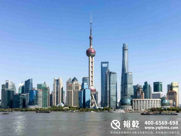 智能化集成系统，智慧城市，数据处理，物联网，云计算